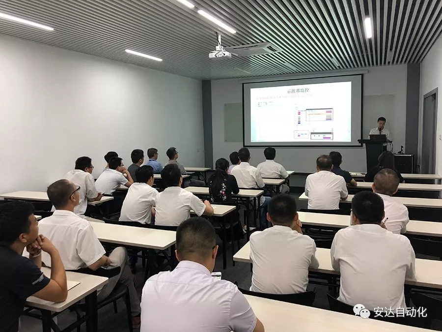 新品发布会 | 九游会J9发布多款机械手，聚焦智能制造产业